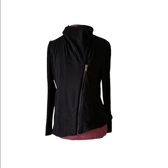 Philosophy Jackets & Blazers - Philosophy medium black jacket faux pockets EUC